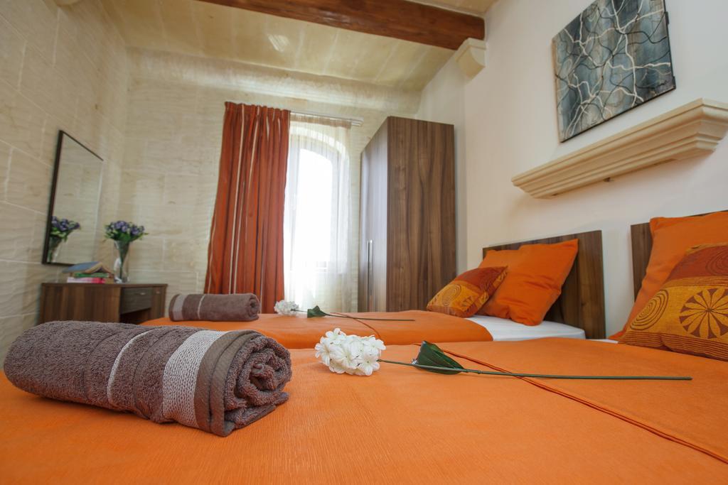Carini Farmhouses Għarb Habitación foto