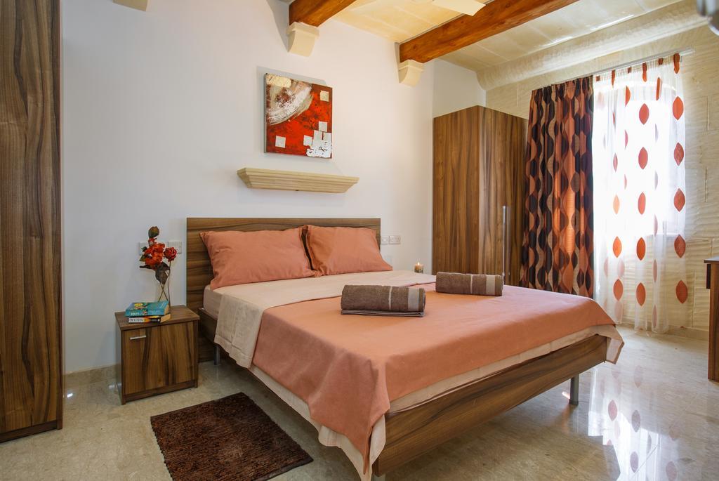 Carini Farmhouses Għarb Habitación foto